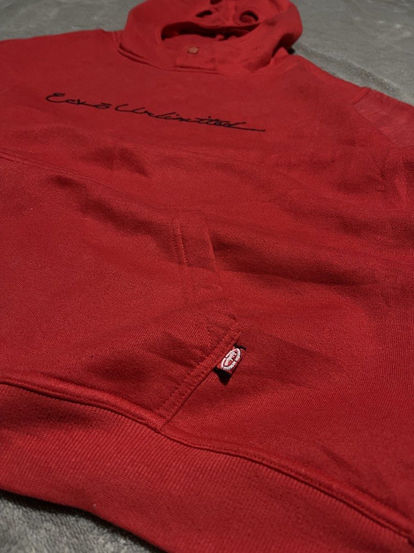 Y2K Vintage Ecko Unlimited Devil hoodie/ jacket (Category: Coats, Jackets and Outerwear) located in Davao. Submitted by batz11 (Listing ID 1441567866, Image 3). Description: Y2K ECKO DEVIL HOODIE Condition: Excellent condition Color rate: 9.8/10 Dimensions: 23 x 27 23 width/ 27 length NO ISSUE ❌ DAVAO CITY LOCATION 📍 CAN SHIP THROUGH J&T 🚚 DM IF INTERESTED 📥.