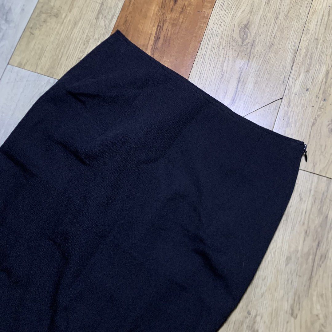 Yohji Yamamoto - Wool maxi skirt (Category: Skirts) located in Manila. Submitted by thebluemax (Listing ID 1441491750, Image 3). Description: Yohji Yamamoto - Wool maxi skirt SIZE - 1 CONDITION - 9/10 - Vintage Yohji Yamamoto Wool Knit Pleated Skirt - Outer Fabric: 100% Wool - Inner Fabric: 100% Cupro Lined - Made in Japan FLAW - Cutwash tag (LEGIT) WAIST - 30” LENGTH - 33”.
