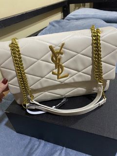 (Category: ) located in . Submitted by bagsbest2 (Listing ID 1441389774, Image 1). Description: .