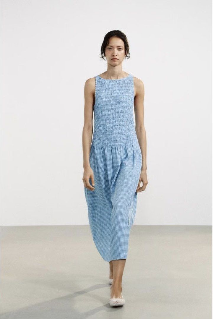 ZARA BLUE GINGHAM MIDI DRESS (Category: Dresses) located in Manila. Submitted by dearlili_ (Listing ID 1441442490, Image 1). Description: .