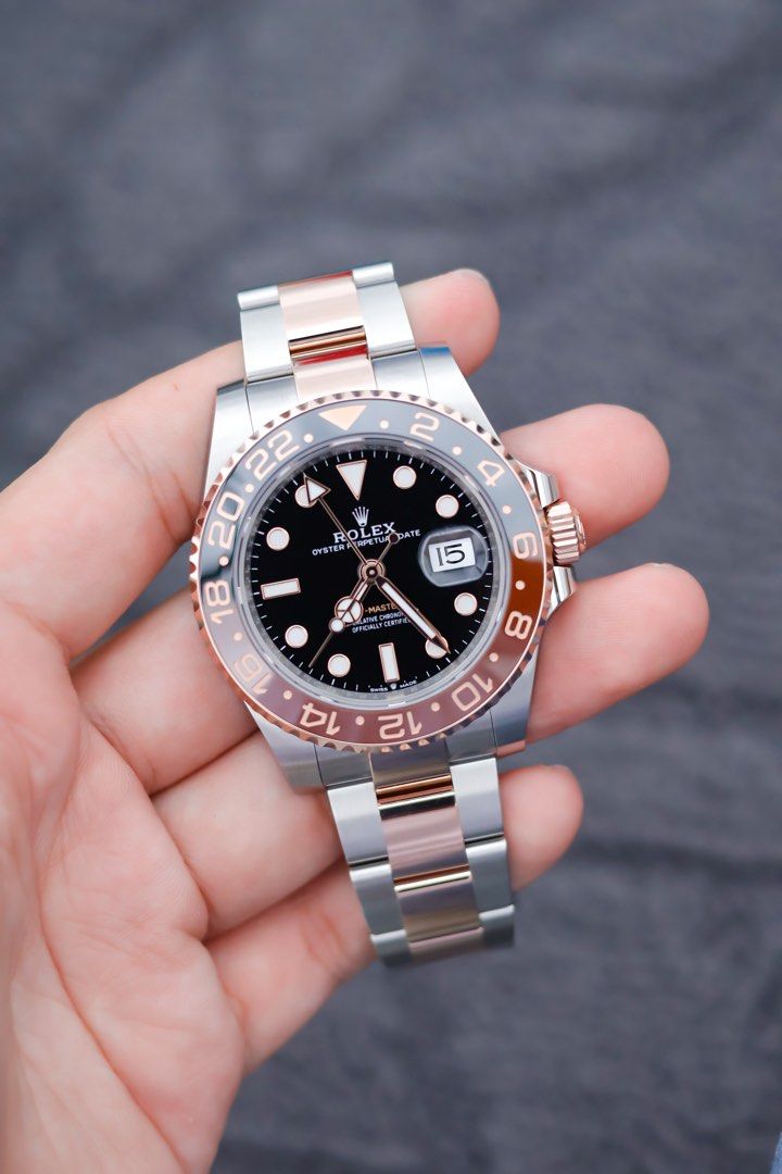 2026 Rolex GMT Master 2 Rootbeer brand New (Category: Luxury Watches) located in San Juan City. Submitted by ajtswisswatches (Listing ID 1444958771, Image 1). Description: ROLEX GMT MASTER 2 Rootbeer REF: 126711CHNR 40MM Combination of oystersteel and everose gold Bracelet: Oyster 100% original / Legit Brand new 10/10 Year purchase 2026 Warranty until 2031 Open for authentication👈👈 PHP 1,340,000 Pick up Greenhills San Juan Dm or —09277487770 Ig