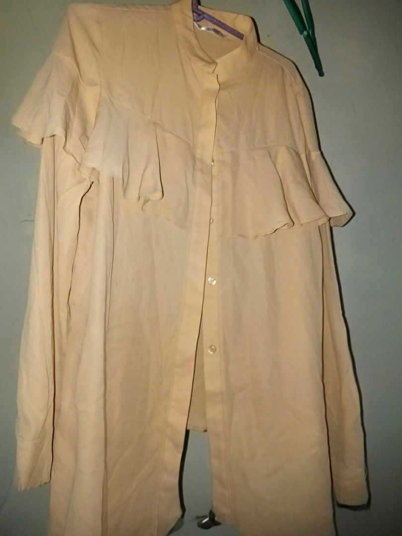 3-Pc Office & Church Clothing Bundle (Take All) - Large (Category: Dresses) located in Manila. Submitted by meijishop (Listing ID 1444894267, Image 2). Description: Selling 3 preloved, high-quality items together as a bundle for quick clearance. Perfect for office work, job interviews, or church services. All items are washed, clean, and ready to wear. Items Included: 1.Grewn Office Long-Sleeve Shirt -L 2.Brown Office Long-Sleeve Shirt -L 3. Blue