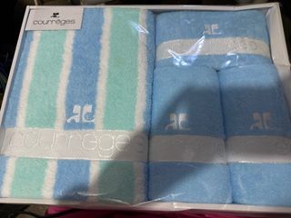 Branded Blankets/Towels Collection item 1