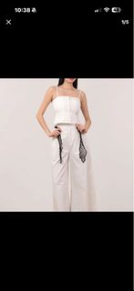 (Category: ) located in . Submitted by thewardrobedream (Listing ID 1444874222, Image 1). Description: .