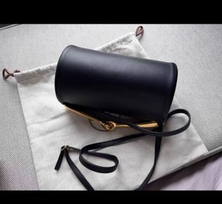 （分類：）位於 。 由 bellize.luxury 提交（商品編號 1445034626，圖片 1）。簡介： 。
