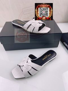 (Category: ) located in . Submitted by shoes.locker (Listing ID 1445029418, Image 1). Description: .