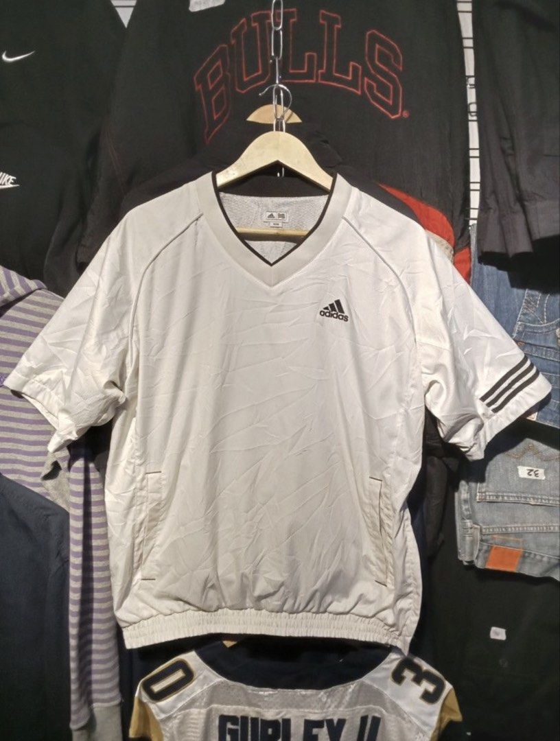 Adidas Jersey Shirt (White) (Category: Activewear) located in Pasig City. Submitted by jijithepusa (Listing ID 1444951502, Image 1). Description: Adidas Jersey Shirt (White) Length: 26 Width: 22.