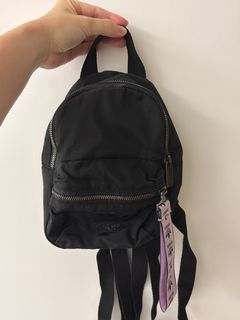 （分類：）位於 。 由 udonut 提交（商品編號 1444942537，圖片 1）。簡介： 。