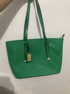 (Category: ) located in . Submitted by maxy.preloved (Listing ID 1445031764, Image 1). Description: .