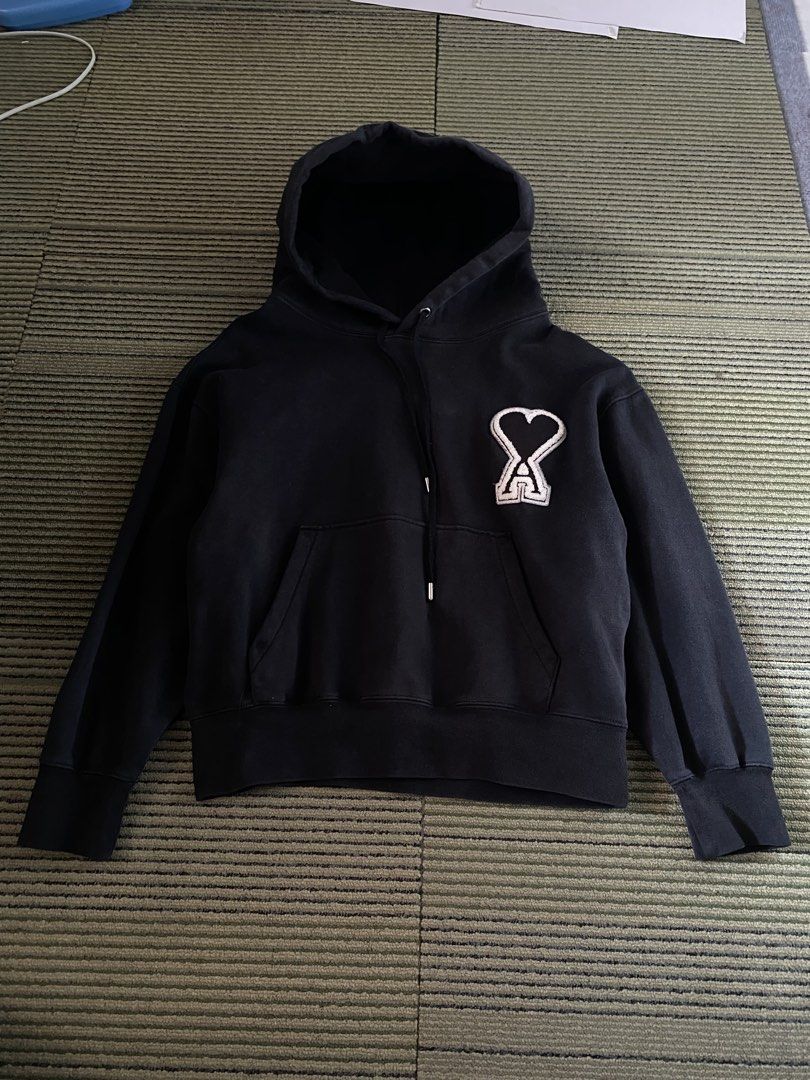 AMI Hoodie Jacket (Category: Coats, Jackets and Outerwear) located in Taguig. Submitted by justin_gael (Listing ID 1444897405, Image 1). Description: AMI Hoodie Jacket Size Medium ( Boxy Crop Fittings ) Dimension : 22 Width / 24 Length Good Condition 9 / 10 Color rate Firm Price 📍Pinagsama, Taguig City.