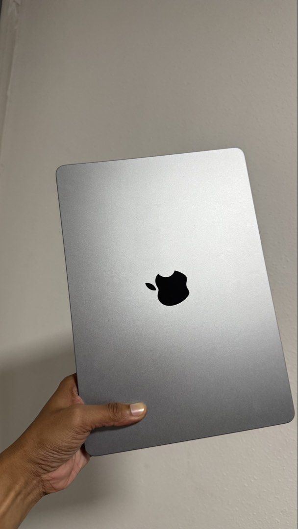 Apple MacBook Air M2 Chip 13-inch487554142417070080