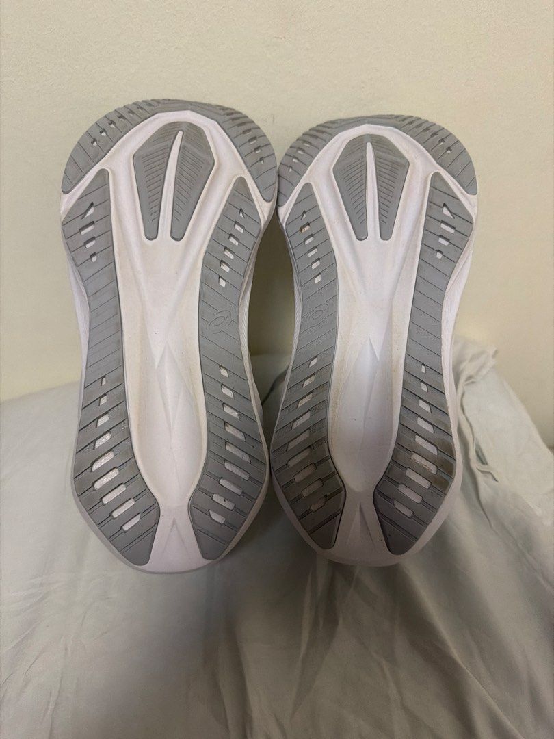 ASICS novablast 5 atc (Category: Sneakers) located in Singapore. Submitted by jayden339 (Listing ID 1445018524, Image 3). Description: -wore literally once ran like 500m then realised wrong size -bought in Thailand so can’t refund(they gave wrong size and I didn’t check) -box/recipt all have - Condition: Good, clean, ready for new owner - Versatile: Suitable for running or everyday wear.