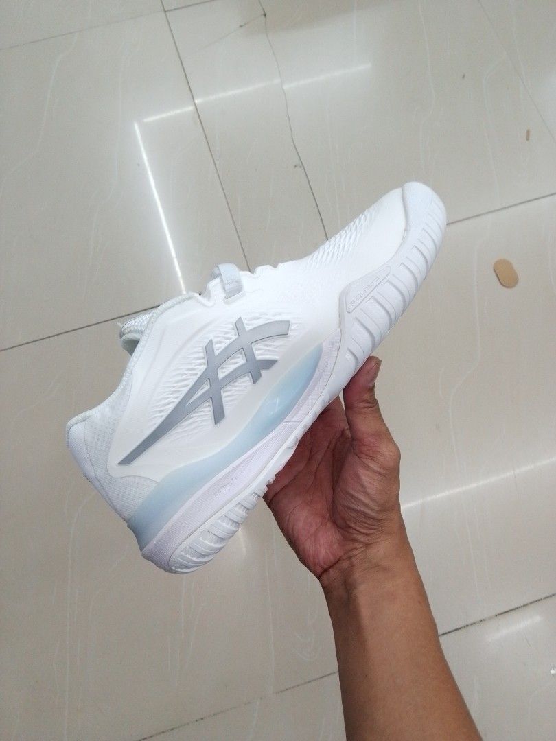 Asics resolution X "White Gray" ☁ (Category: Sneakers) located in Manila. Submitted by josier_181 (Listing ID 1444937141, Image 2). Description: Pm for more details📩 I can provide Cash On Delivery or gcash payment along metro Manila some parts of Luzon other place like province cod or cop Via Lbc, J&t, Jr's. If that's not what's delivered Please return it to the rider. Thank you and Godbless 🙏🙏🙏🙏.