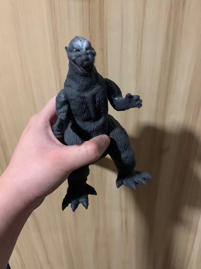 Authentic Bandai godzilla 1954 no tag (Category: Figurines & Statues) located in Taguig. Submitted by Collectibles4u (Listing ID 1445018443, Image 1). Description: .