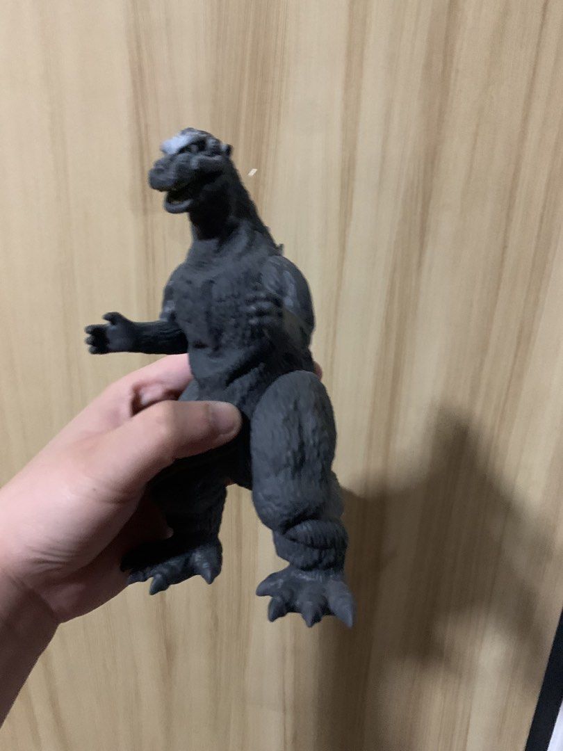 Authentic Bandai godzilla 1954 no tag (Category: Figurines & Statues) located in Taguig. Submitted by Collectibles4u (Listing ID 1445018443, Image 3). Description: .