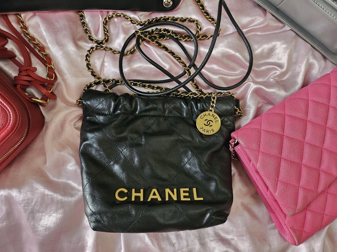 Authentic Chanel 22 Mini Handbag (Category: Luxury Bags & Wallets) located in Rizal. Submitted by SummerPeaCloset (Listing ID 1444488412, Image 1). Description: I’m selling my authentic Chanel 22 Mini handbag in genuine black leather with gold hardware. Microchipped bag. I’ve owned it for about 1–2 years and it’s in excellent condition with only light use — no major scratches or stains, and the leather is soft with minimal creasing consistent wit
