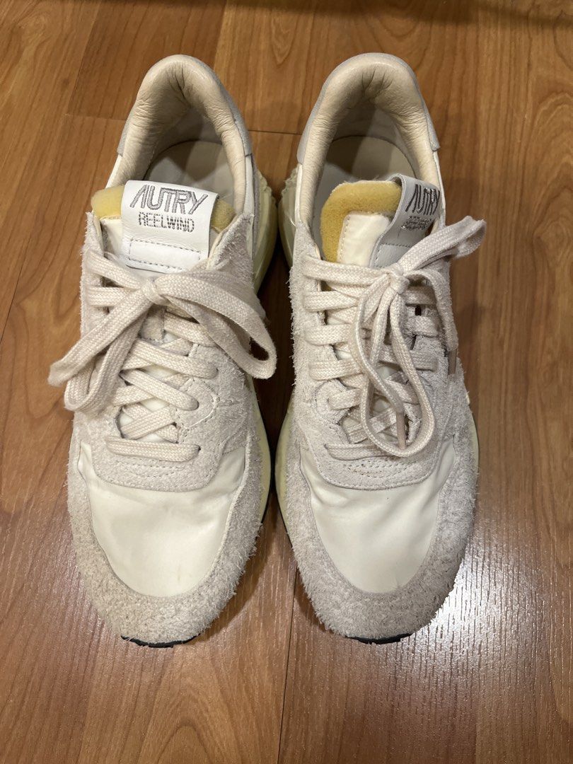 Autry "Reelwind" Sneakers Cream White (Category: Sneakers) located in Makati City. Submitted by latenightcheckout (Listing ID 1444908882, Image 1). Description: - Autry "Reelwind" sneakers - Tagged size 41 but fits US mens 9 - with original shoe bag, no box - Bought in Autry pop up store in Harajuku, May 2024.