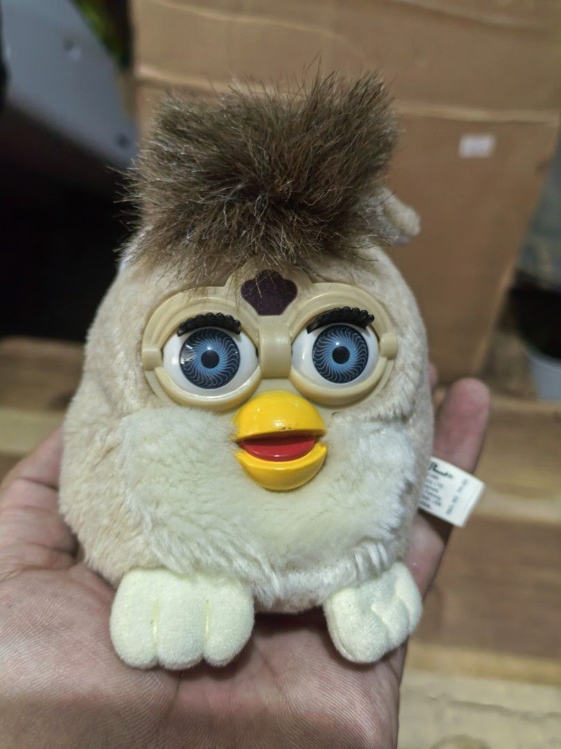 Baby Furby Plush Toy (Category: Plushies & Soft Toys) located in Cebu City. Submitted by dudes_villanueva (Listing ID 1444881537, Image 2). Description: Baby Furby Plush Toy 📌 In excellent condition. Height: 4.5 in.
