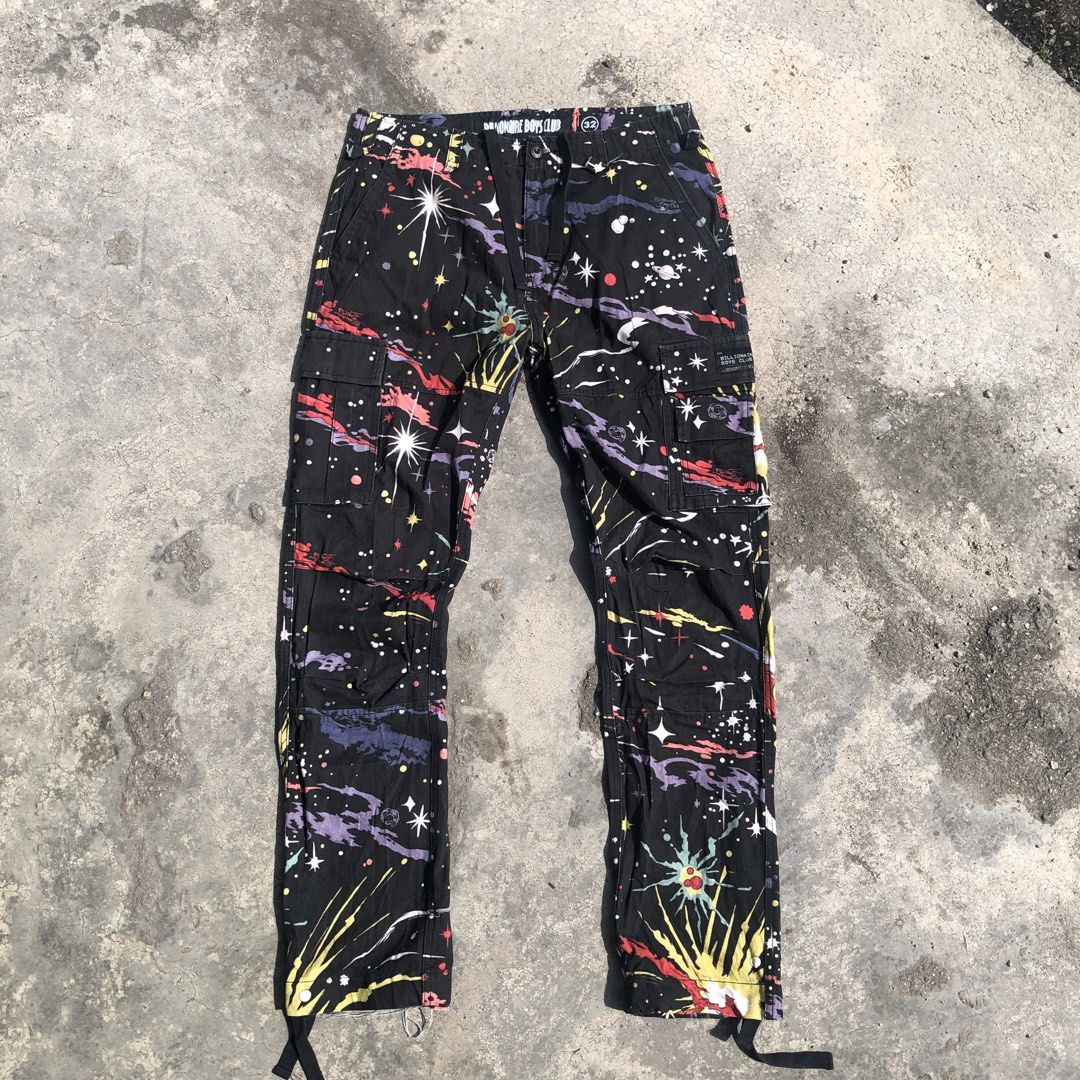 BBC billionaire boys club 32 (Category: Jeans) located in Bagan Serai. Submitted by pat_collection (Listing ID 1444497032, Image 1). Description: BBC original cargo Size on tag 32 actual 33 panjang 42 Kaki memang asal designer distress Keadaan elok rare colour 2014-2017 .