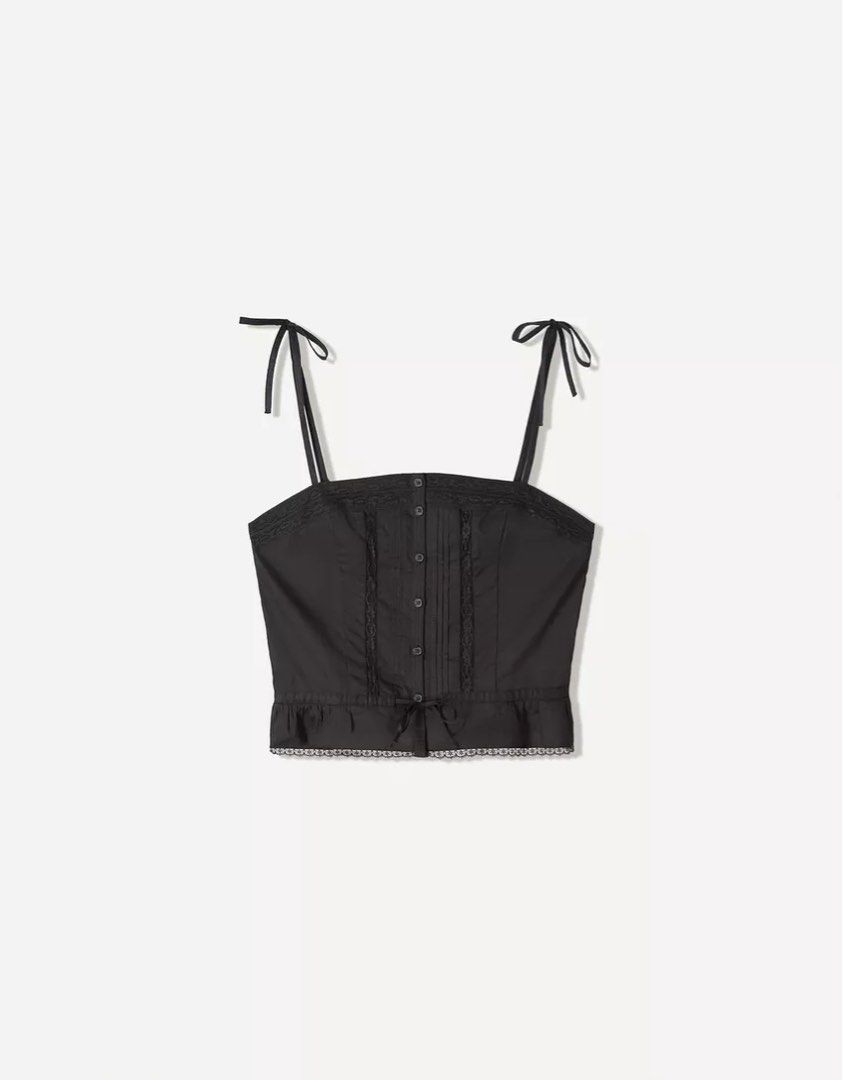 Bershka Lace Tie Top (Category: Sleeveless) located in Las Pinas. Submitted by skyeeyks (Listing ID 1444900089, Image 2). Description: - Size S - Used 2x.