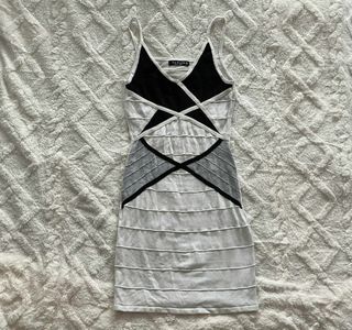 (Category: ) located in . Submitted by deardiaryy (Listing ID 1444872141, Image 1). Description: .