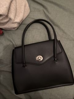 （分類：）位於 。 由 jksellingstuff 提交（商品編號 1444977312，圖片 1）。簡介： 。
