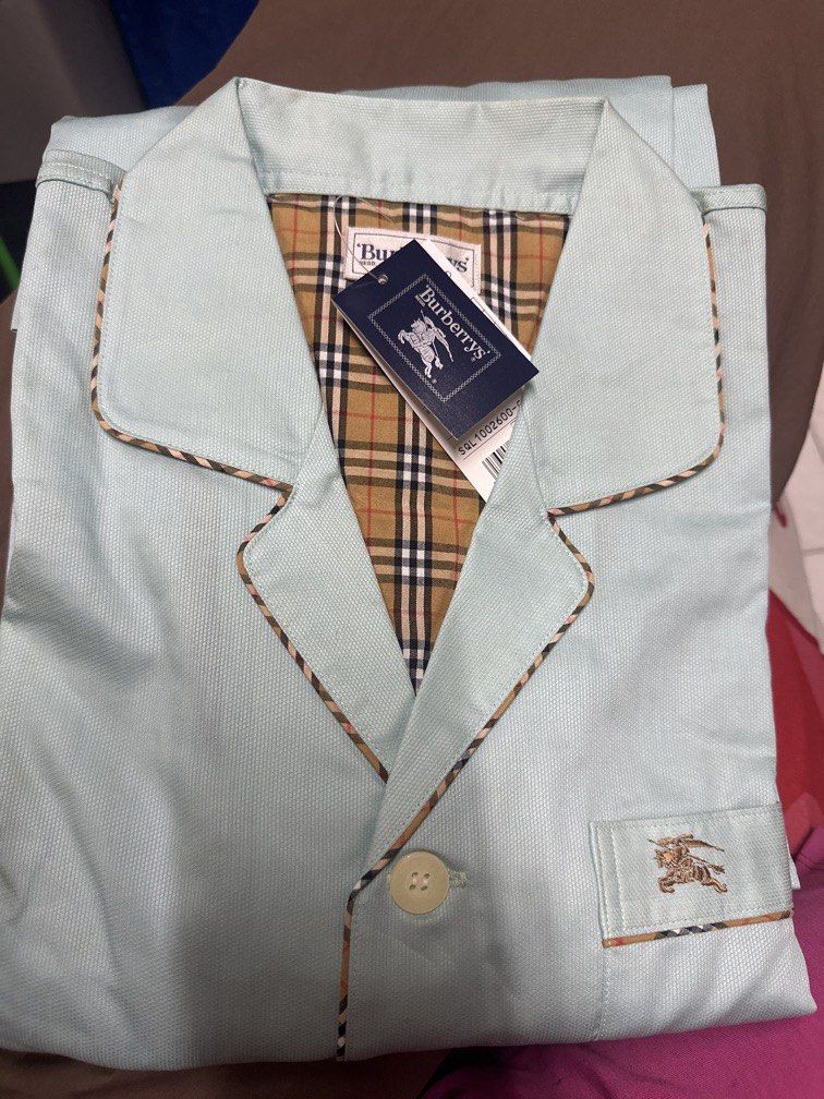(LP)- Burberrys men’s pajama set (Category: Sleep and Loungewear) located in Antipolo. Submitted by queens.collections (Listing ID 1444976692, Image 2). Description: “Last price already” With sign of stock Skukl317265c.
