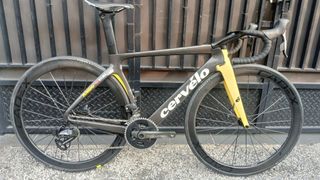 (Category: ) located in . Submitted by rvbikes.id (Listing ID 1444988251, Image 1). Description: .