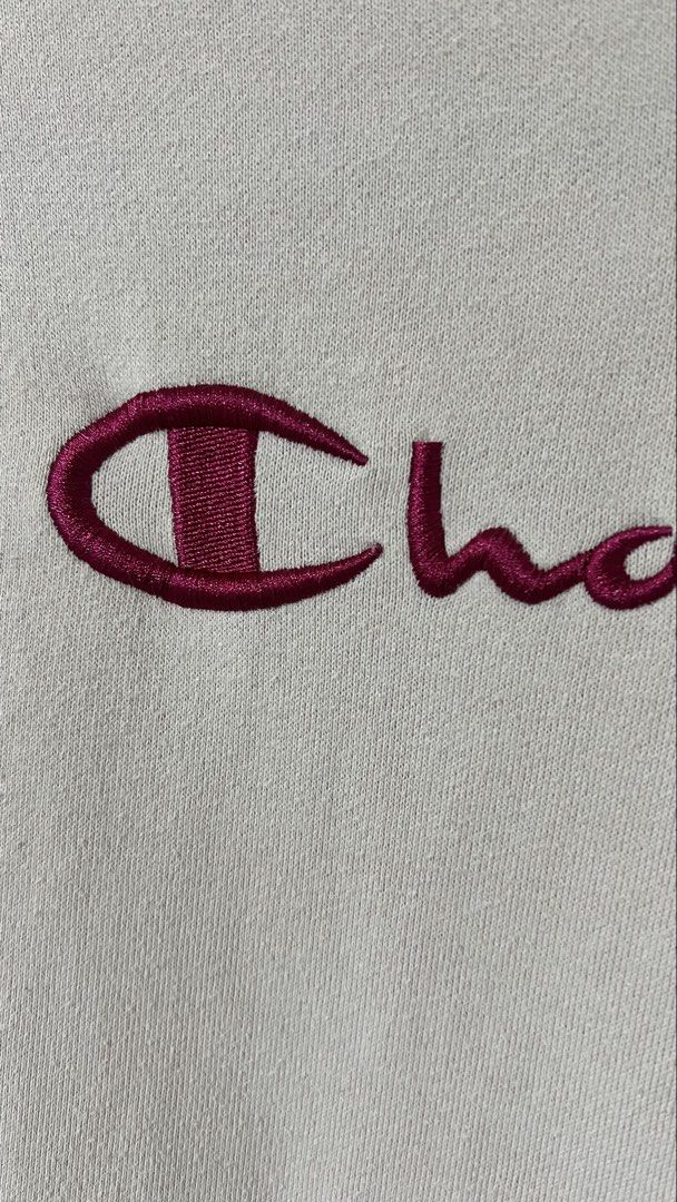 Champion Pink Hoodie (Category: Coats, Jackets and Outerwear) located in Cavite. Submitted by bubfinds (Listing ID 1444966471, Image 2). Description: Condition: 10/10 Fit: Large Quality: 10/10.
