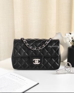 (Category: ) located in . Submitted by loveholic.sg (Listing ID 1444912973, Image 1). Description: .