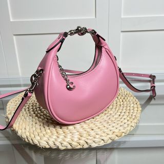 (Category: ) located in . Submitted by pshoppers. (Listing ID 1444859461, Image 1). Description: .
