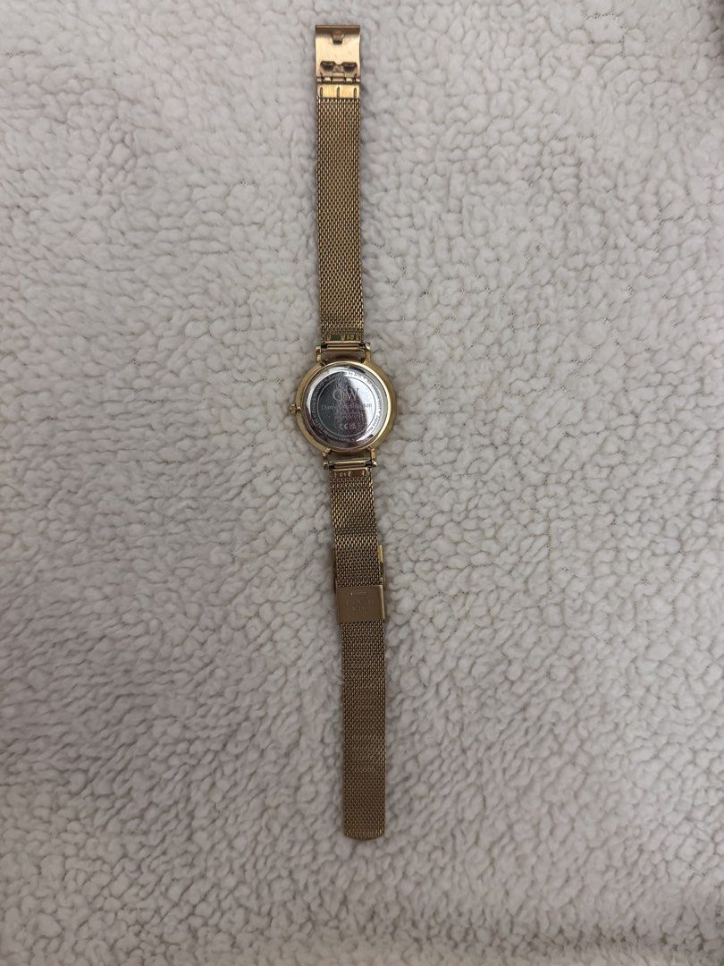 Daniel Wellington Petite DW Watch Gold Mesh Strap (Category: Women's Watches) located in Taytay. Submitted by kylalm (Listing ID 1444870730, Image 3). Description: - Authentic Daniel Wellington Petite DW Watch - Elegant Gold Mesh Strap - Classic White Face - Water Resistant up to 3ATM - Durable All Stainless Steel Construction - Reliable Japanese Movement - Serial Number: 04661791170 - CAN SHOW E RECEIPT bought from Z app.