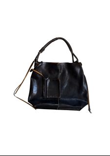 (Category: ) located in . Submitted by handmedownfinds (Listing ID 1444988479, Image 1). Description: .