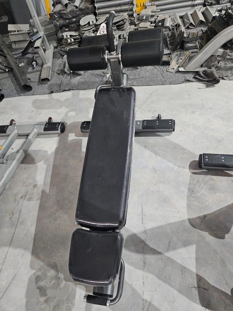 Decline Ab/Bench (Category: Weights & Dumbbells) located in Caloocan City. Submitted by protein888 (Listing ID 1444864665, Image 2). Description: .