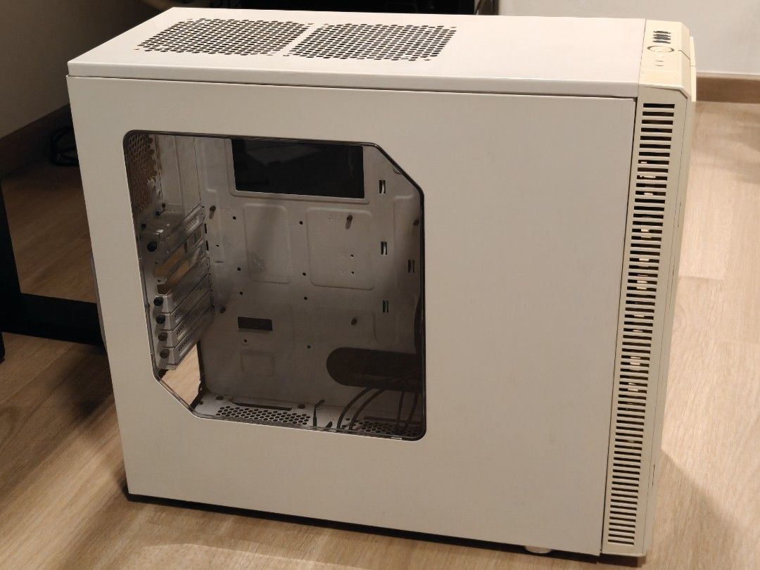 Define R4 White ATX Computer Case with Window487172914125875200