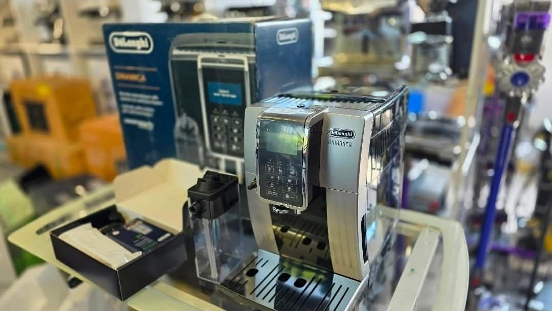 DELONGHI FULLY AUTOMATIC ESPRESSO MACHINE (Category: Coffee Machines & Makers) located in Bulacan. Submitted by iamvanillapeach (Listing ID 1444877777, Image 3). Description: You can try in actual if pick up. We can deliver nationwide. 📩.