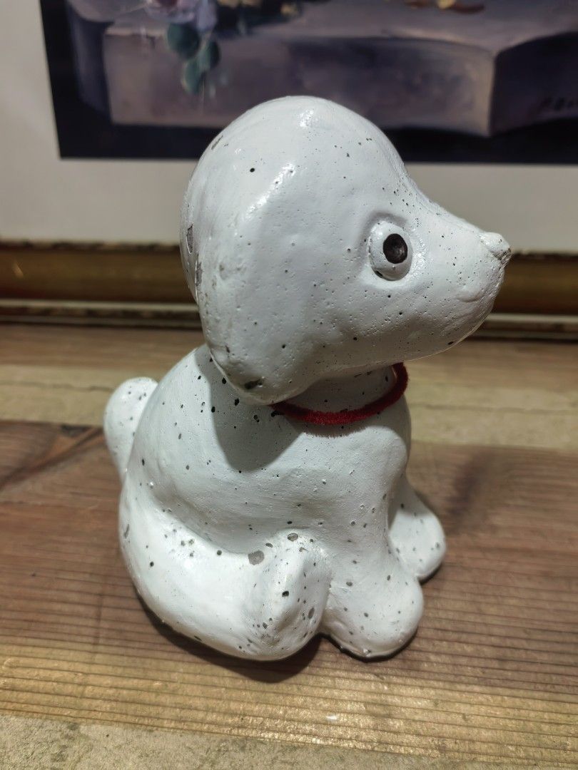 Dog Statue (Category: Figurines & Statues) located in Cebu City. Submitted by dudes_villanueva (Listing ID 1444867404, Image 2). Description: Dog Statue Material : Possible Cement. 📌 Heavy Figurine 📌 See all pics for details..
