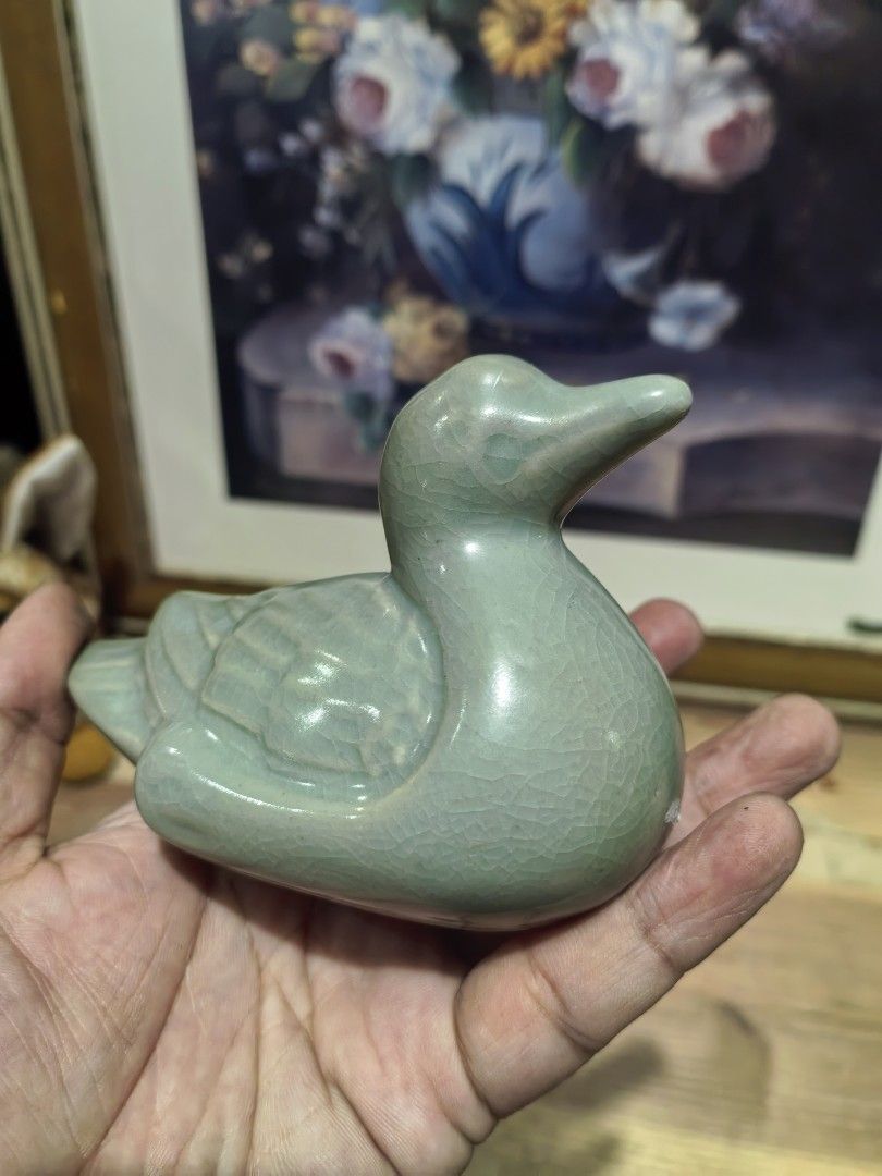Duck Celadon Ceramic Display (Category: Vases & Decorative Bowls) located in Cebu City. Submitted by dudes_villanueva (Listing ID 1444864094, Image 2). Description: Duck Celadon Ceramic Display 📌 In excellent condition Length : 4.25 in.