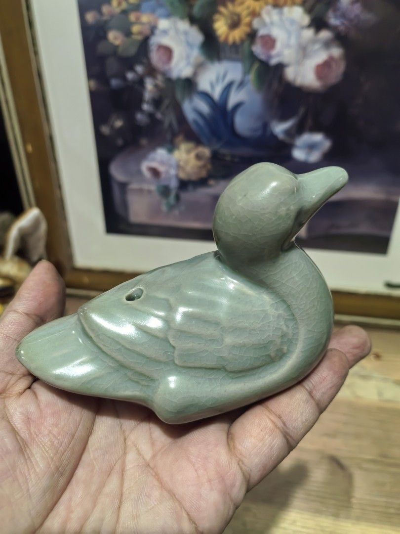 Duck Celadon Ceramic Display (Category: Vases & Decorative Bowls) located in Cebu City. Submitted by dudes_villanueva (Listing ID 1444864094, Image 3). Description: Duck Celadon Ceramic Display 📌 In excellent condition Length : 4.25 in.