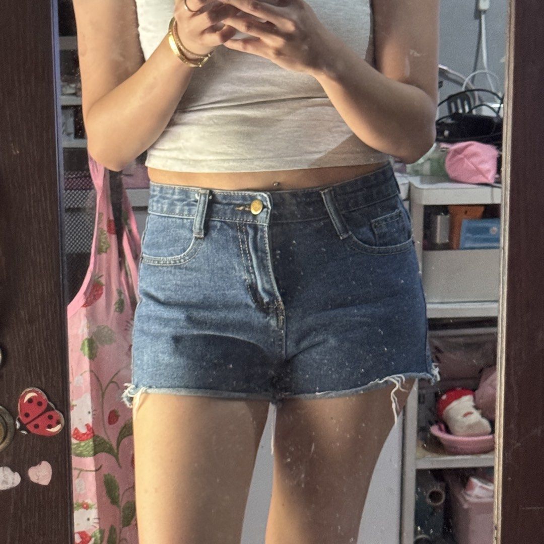 FIELD TRIP Denim Cut-Off Shorts (Category: Shorts) located in Marikina City. Submitted by prelovedsms (Listing ID 1444906812, Image 3). Description: FIELD TRIP blue denim shorts. (Korean brand) Raw, frayed hem. Two back pockets. Perfect for casual, everyday style. Length: 10 inches (front), 12 inches (back) Waist: 26-28 Height: 5’3 .