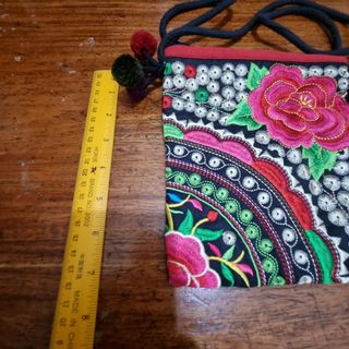 (Category: ) located in . Submitted by anne_finds (Listing ID 1444906536, Image 1). Description: .