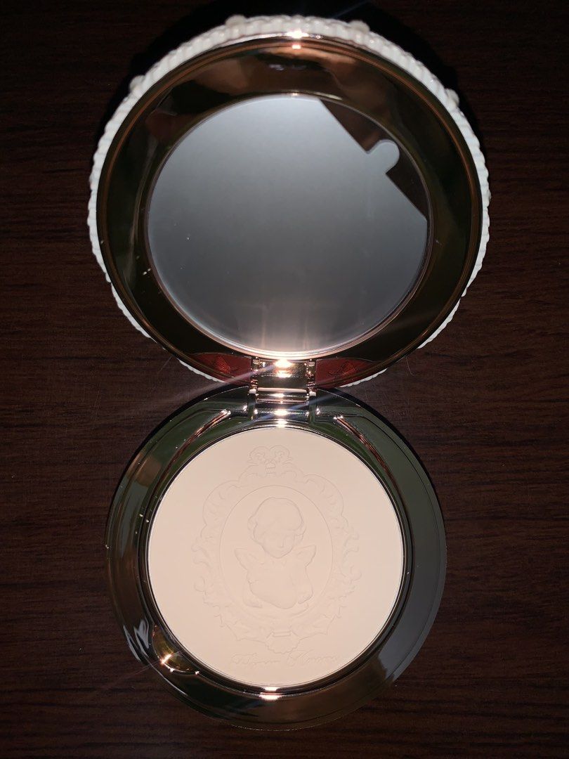Flower Knows Strawberry Cupid Pressed Powder (Category: Makeup) located in Quezon City. Submitted by beaxcoreene. (Listing ID 1444985059, Image 2). Description: Shade : #02 Ivory White MOD: Lalamove / JNT / Pickup MOP: Gcash / pwede COD if Lalamove Location: Quezon City, North Caloocan - 100% authentic flower knows - brand new and sealed - never been used/swatched - price is fixed! - pm me for more details and pics.