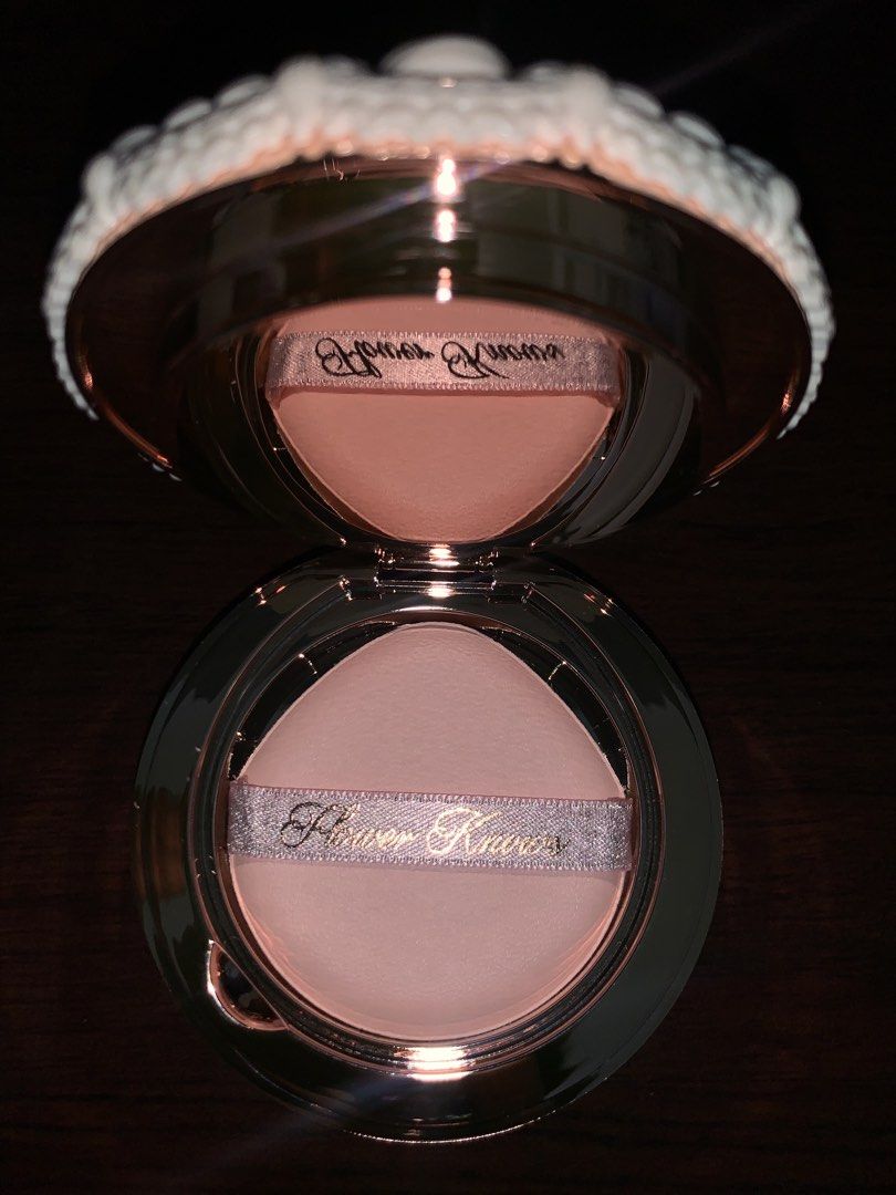 Flower Knows Strawberry Cupid Pressed Powder (Category: Makeup) located in Quezon City. Submitted by beaxcoreene. (Listing ID 1444985059, Image 3). Description: Shade : #02 Ivory White MOD: Lalamove / JNT / Pickup MOP: Gcash / pwede COD if Lalamove Location: Quezon City, North Caloocan - 100% authentic flower knows - brand new and sealed - never been used/swatched - price is fixed! - pm me for more details and pics.