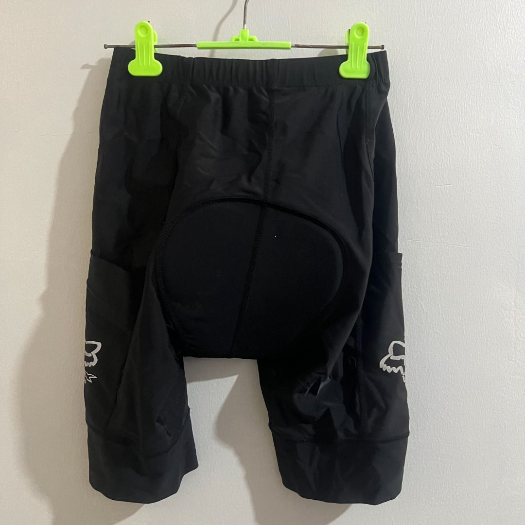 Fox Racing Padded Cycling Shorts Black (Category: Other Sports Equipment and Supplies) located in Pasay City. Submitted by leagn_07 (Listing ID 1445012879, Image 2). Description: - Black padded cycling shorts from Fox Racing - Features the iconic Fox logo on both legs - Padded for enhanced comfort during rides - Ideal for both mountain biking and road cycling - Elastic waistband ensures a snug and secure fit - Two convenient side pockets for smal
