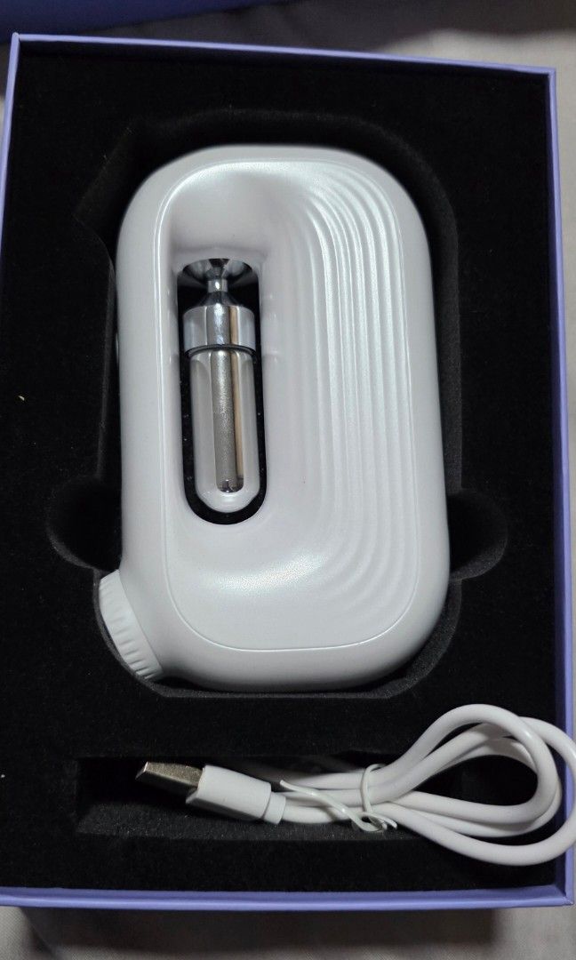 FREE WITH PURCHASE491154006072381442