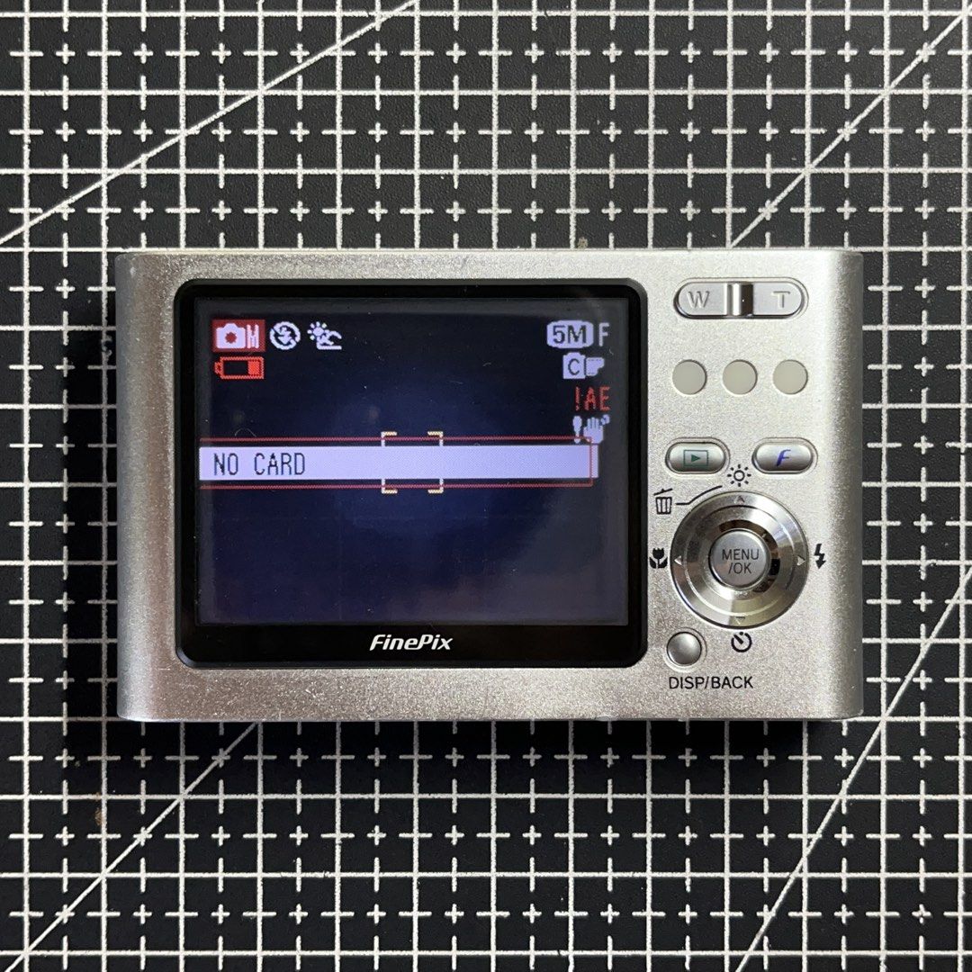 FUJIFILM FINEPIX Z1 (Category: Cameras) located in Cavite. Submitted by niel.dclttrs (Listing ID 1444931211, Image 2). Description: NOTE: PLS REFER TO GOOGLE, YT REVIEWS OR FLICKR FOR SAMPLE PHOTOS. THANK YOU! 🙏 2.5k FIXED INCLUDES: CHARGING DOCK, CABLE & MANUALS. ISSUES: NO XD CARD INCLUDED, WHITE LCD VIGNETTING & TURNS OFF WHEN BATTERY DOOR IS PRESSED. CAVITE MEETUPS ONLY: IMUS LUMINA OR DASMA BAYAN.