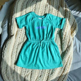 (Category: ) located in . Submitted by cmvoapparel (Listing ID 1444869873, Image 1). Description: .