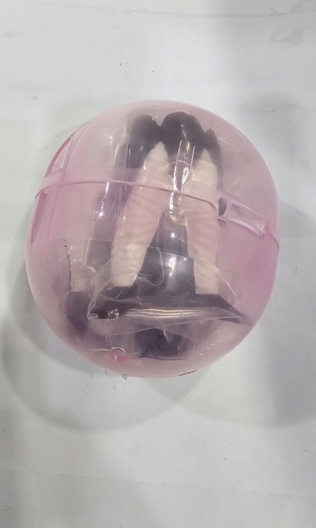 Gashapon Toy - Ultraman Kaiju Zetton (Category: Figurines & Statues) located in Baguio. Submitted by bitsbaguio (Listing ID 1444960360, Image 2). Description: - Unassembled Gashapon Kaiju figure - Includes main robot body and legs - Comes with a pink capsule - Instruction/picture card included - Parts still in original plastic packaging - Ideal for collectors and display purposes.