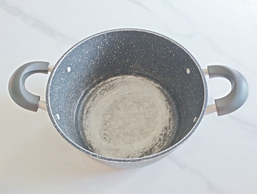 Granite Effect Stock Pot with Handles515753475132641282