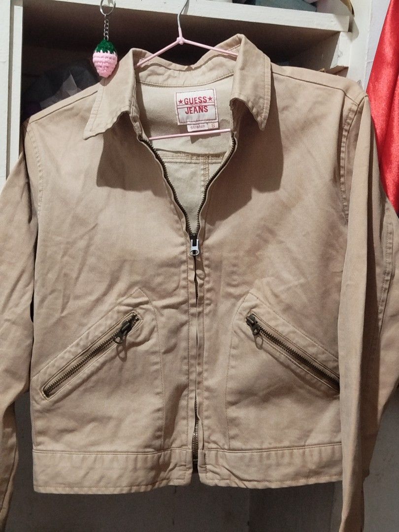 Guess Jeans Beige Zip-Up Jacket (Category: Coats, Jackets and Outerwear) located in Caloocan City. Submitted by sunrizel (Listing ID 1444967524, Image 1). Description: - Guess Jeans cool beige jacket - Zip-up front closure - Zippered pockets on chest and sleeves - Made with comfortable stretch fabric - Ideal for casual wear 📦 ships from North Caloocan 🧾 Maya or bank transfer (Gotyme).
